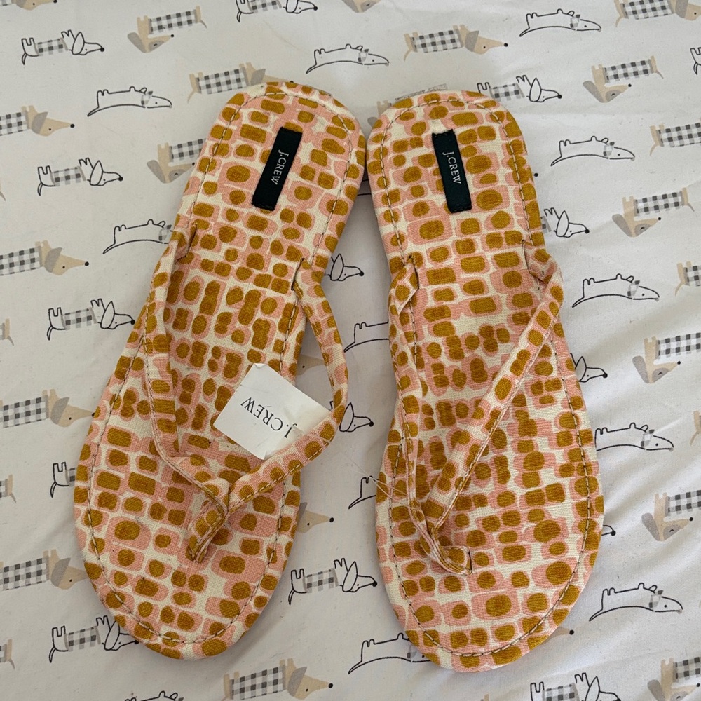 J. Crew Peach and Cream Patterned Flip Flops